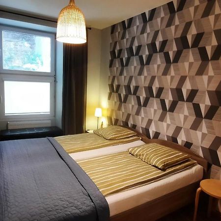 Topola1 Apartment Krakow Bagian luar foto