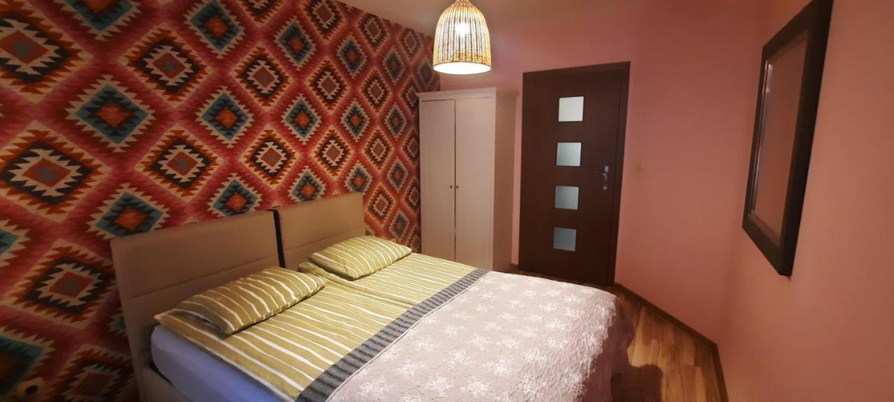 Topola1 Apartment Krakow Bagian luar foto