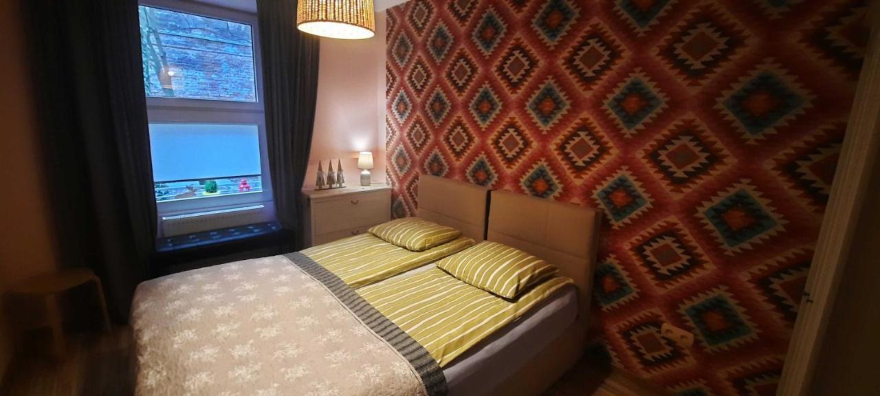 Topola1 Apartment Krakow Bagian luar foto